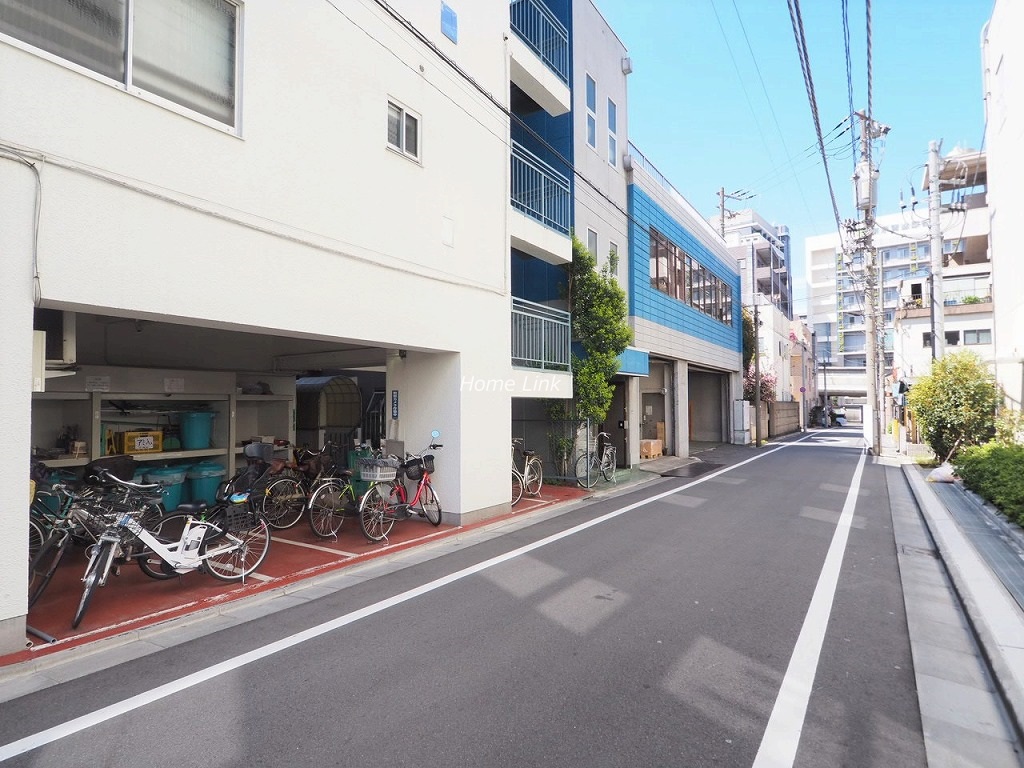 ニューハイム板橋　前面道路