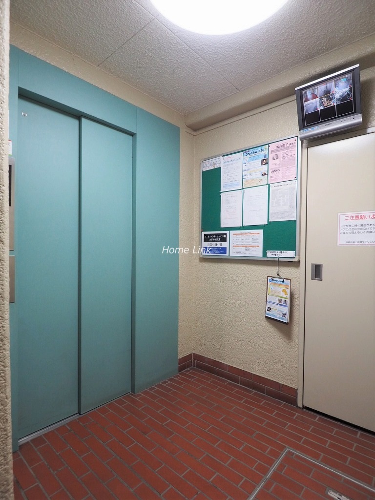 日商岩井上板橋マンション　エレベーター