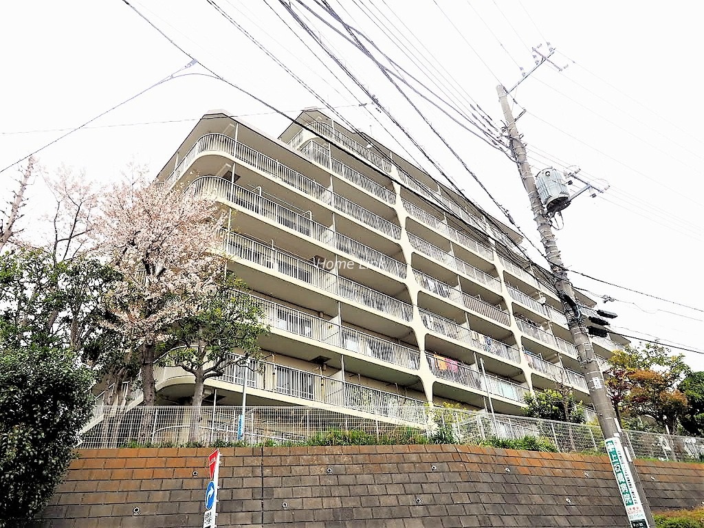 日商岩井上板橋マンション　外観
