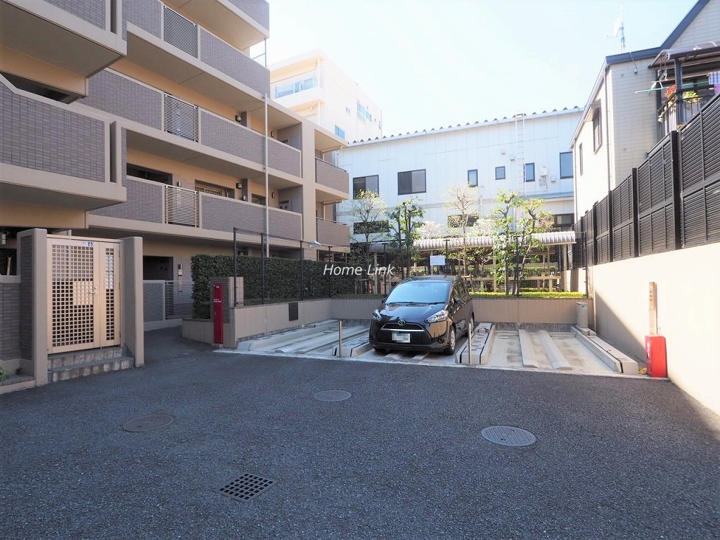 ザ・ステイツ常盤台東山コモンズ　駐車場