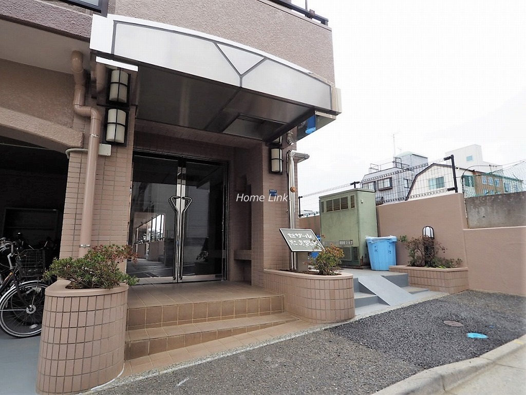 セザール第2赤塚公園　エントランス