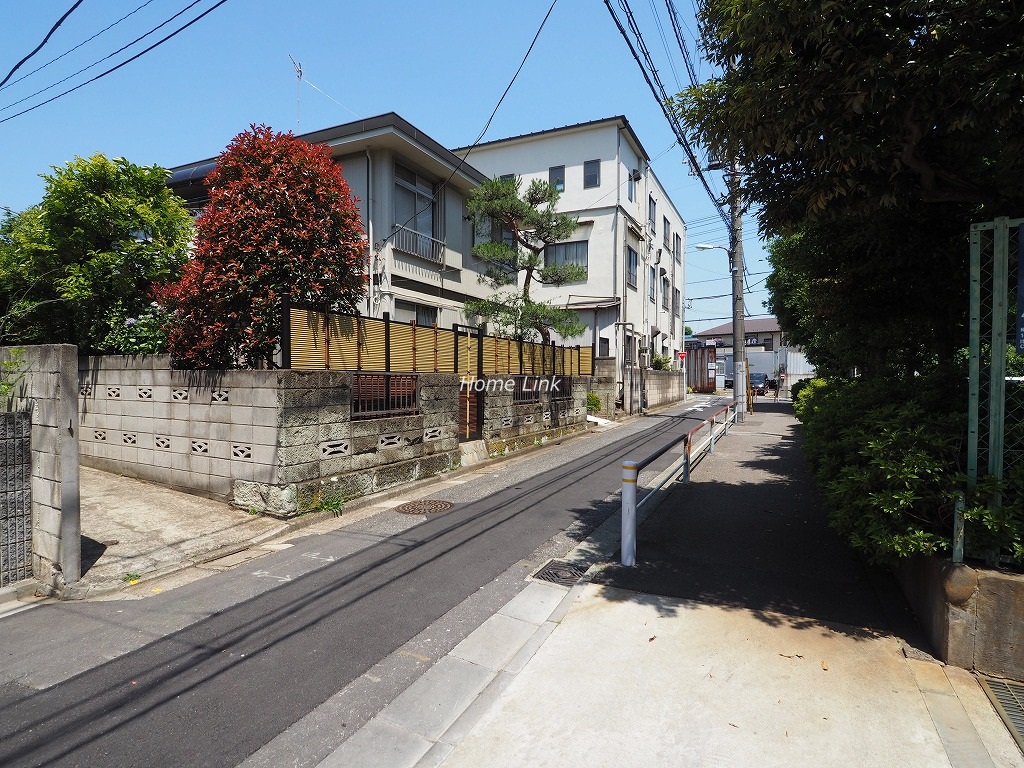 日商岩井上板橋マンション　前面道路