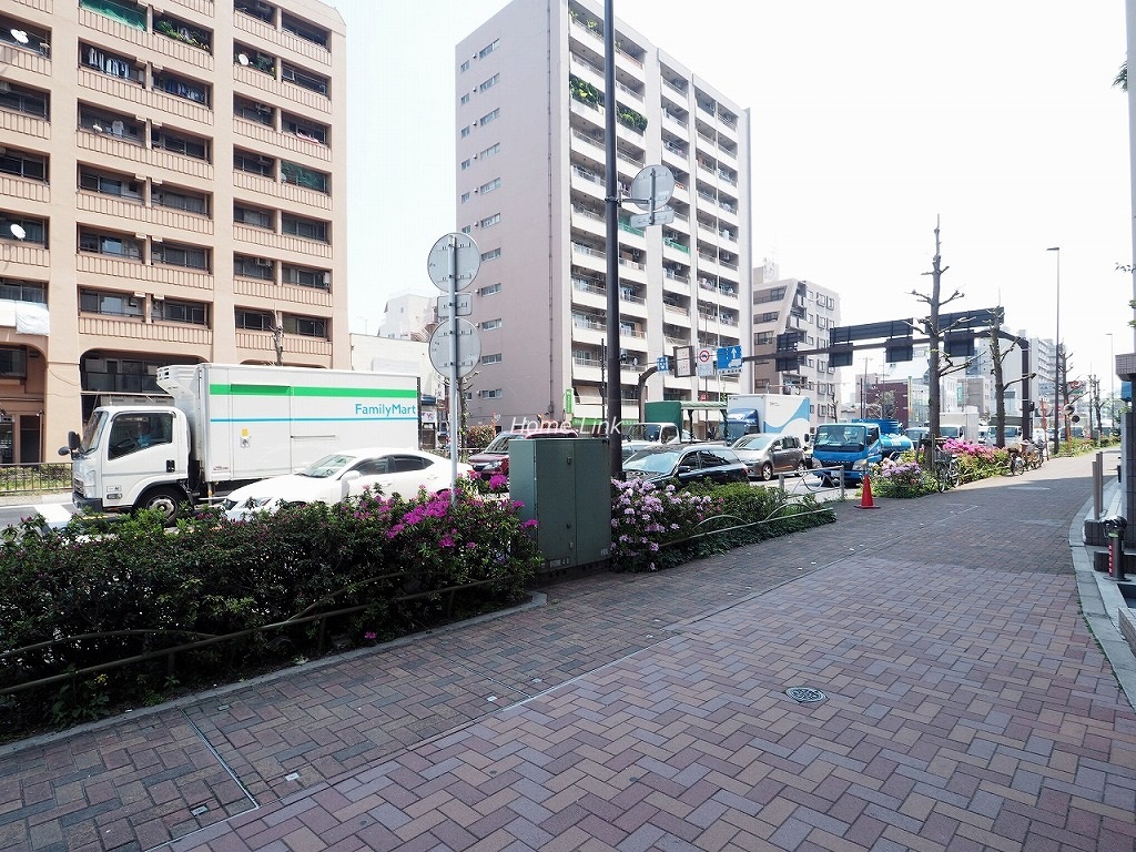 キャッスルマンション蓮根　前面道路