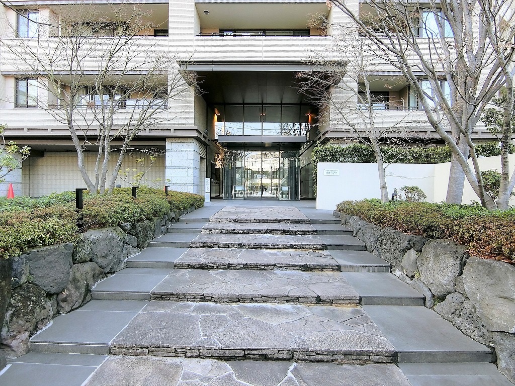 アトラス志村三丁目　アプローチ