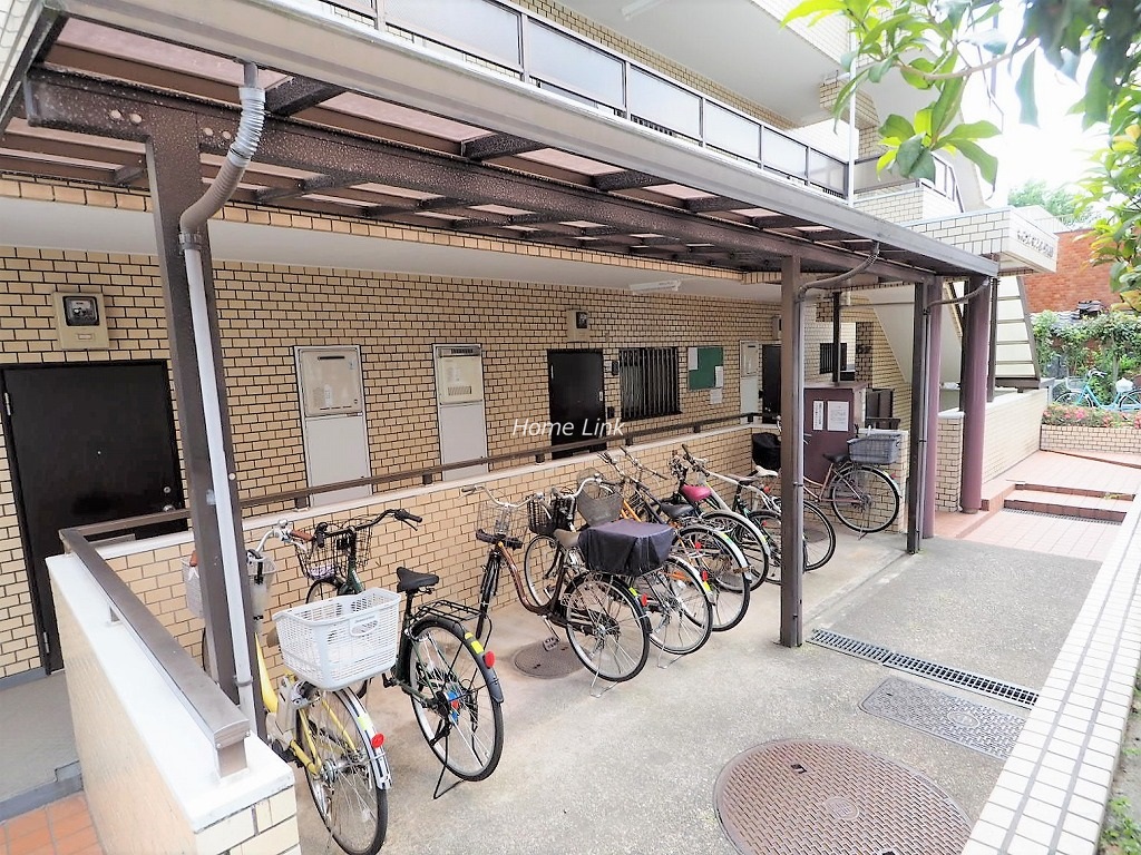 キャニオンマンション見次公園　駐輪場