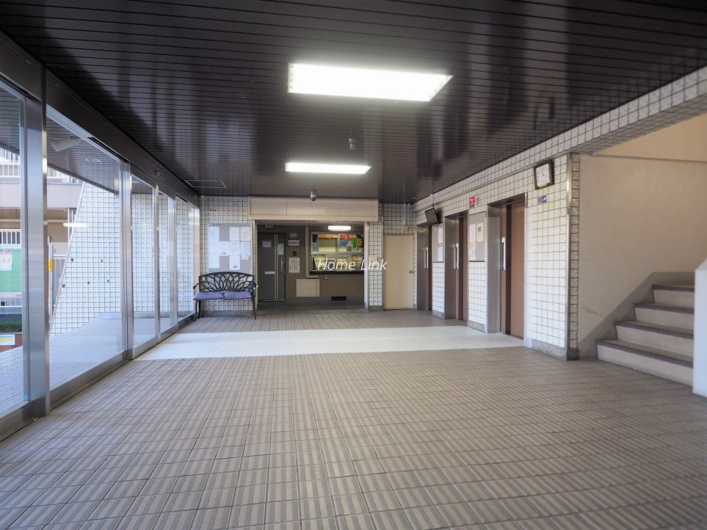 大山ローヤルコーポ　エントランスロビー
