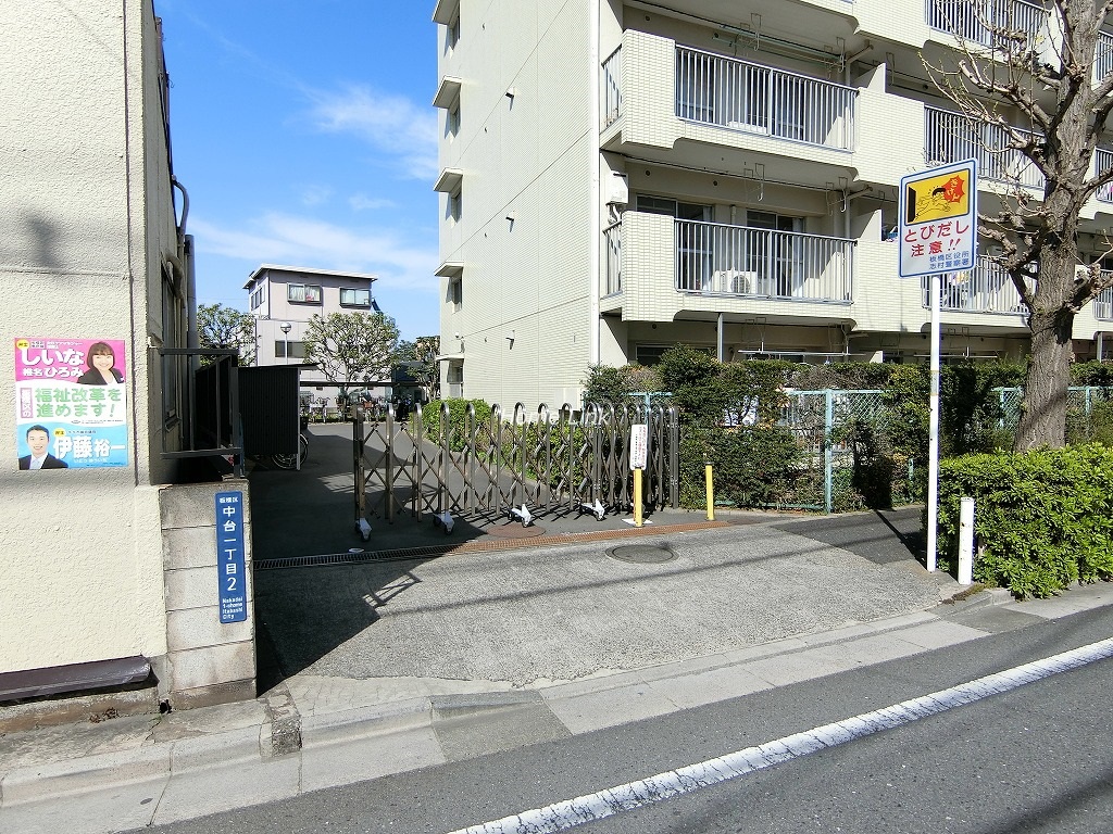 グリーンコーポ上板橋 出入口