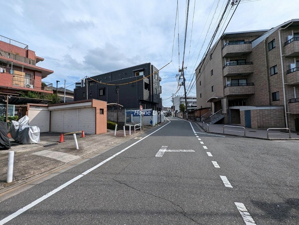 キャニオンマンション小竹向原　西側 前面道路