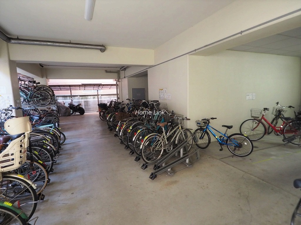 サンライン板橋本町　駐輪場