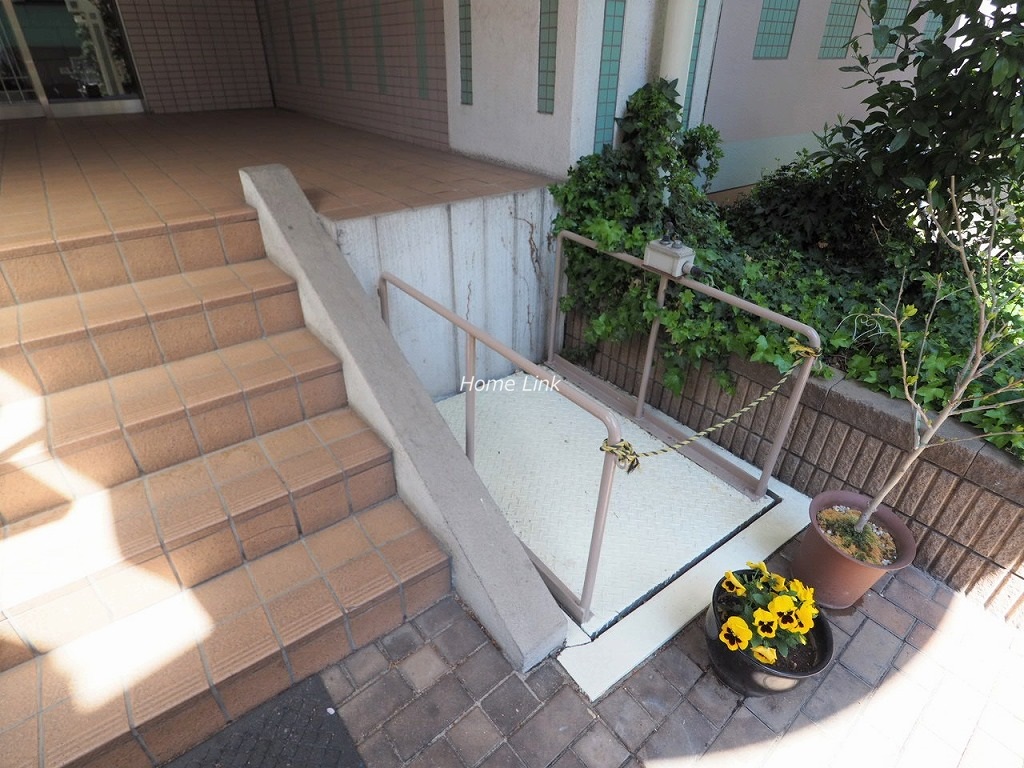 サンライン板橋本町　車椅子用昇降機