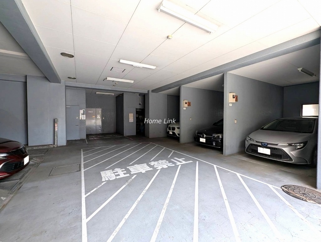 セザール池袋西　駐車場