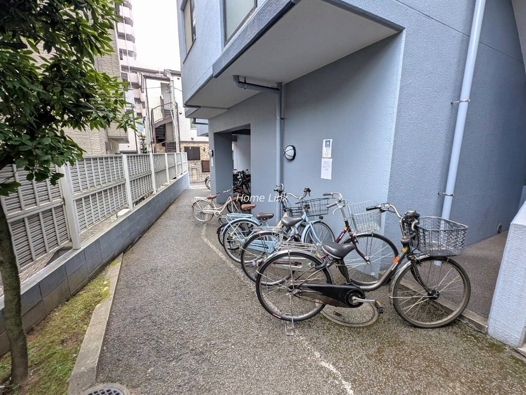 セザール池袋西　駐輪場