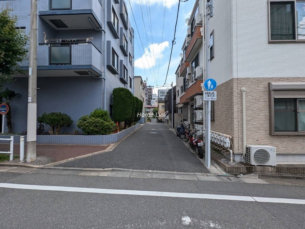 セザール池袋西　南東側 前面道路