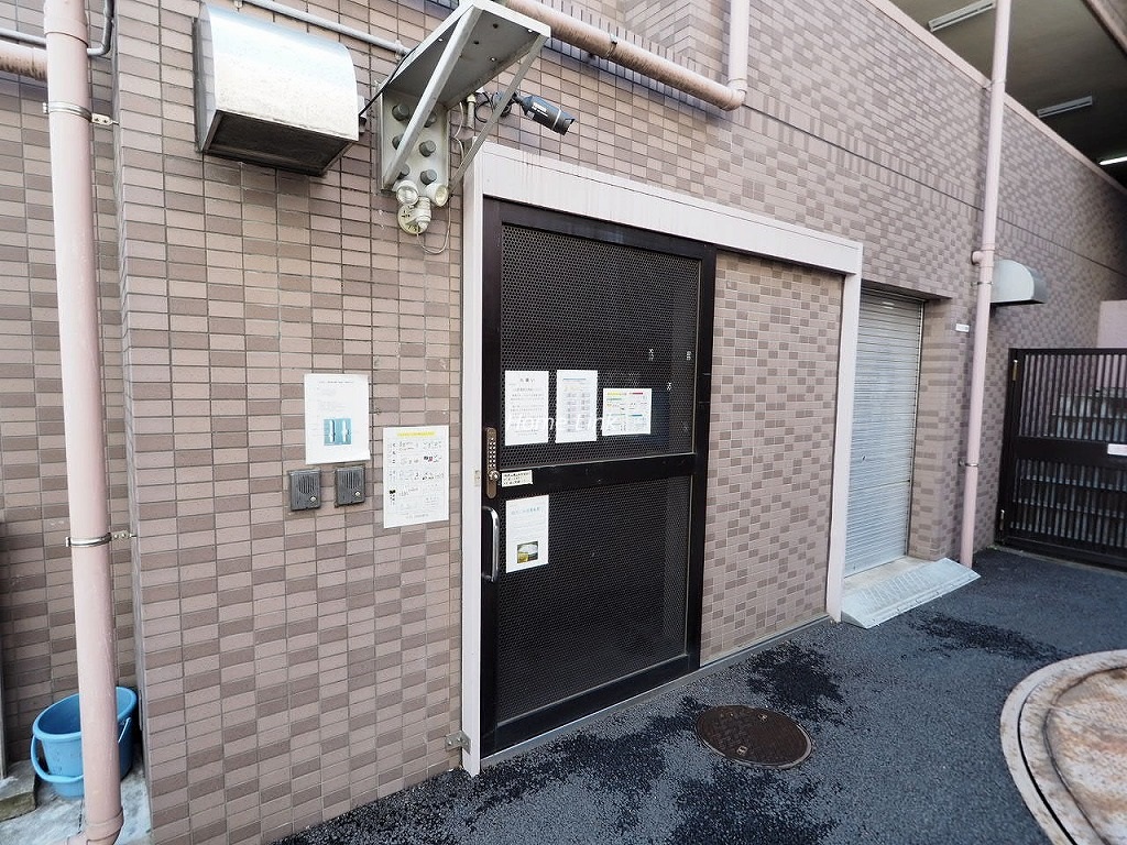 ナイスアーバン徳丸　ゴミ置き場