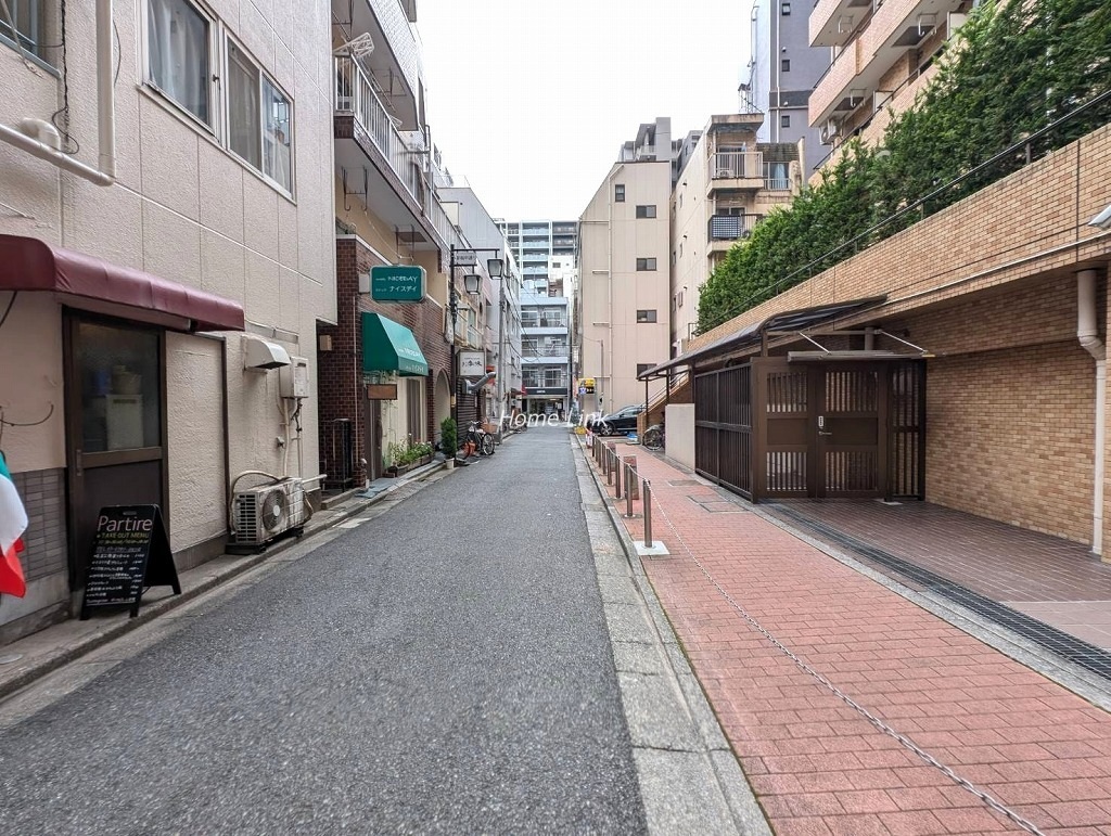 ライオンズマンション板橋　北側 前面道路