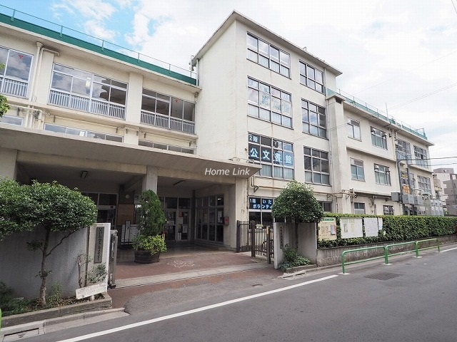 日神パレステージ板橋本町第5周辺環境 いたばしボローニャ子ども絵本館