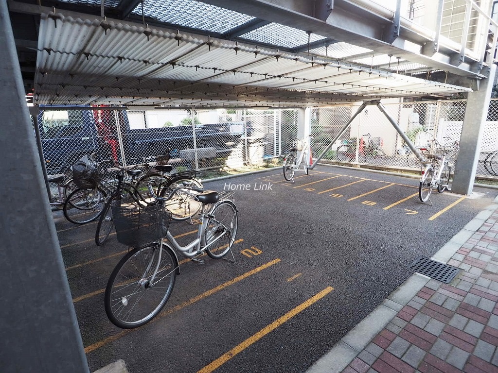 アーベントハイム板橋本町　駐輪場