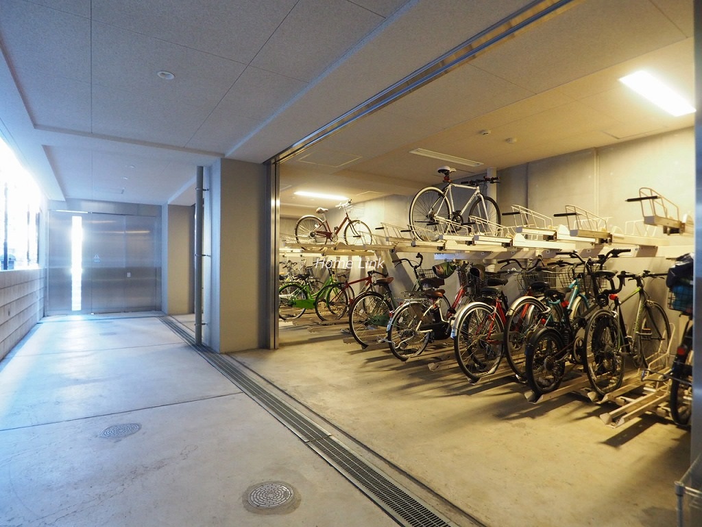 クラッシィアルテときわ台　駐輪場