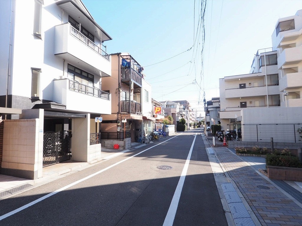 クラッシィアルテときわ台　前面道路