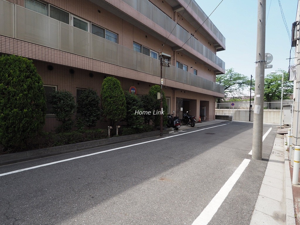 グランヴェルジェ西台 前面道路