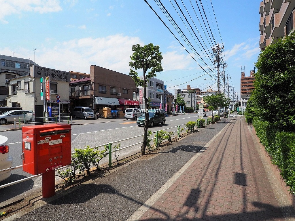 コアシティ西台　前面道路歩道