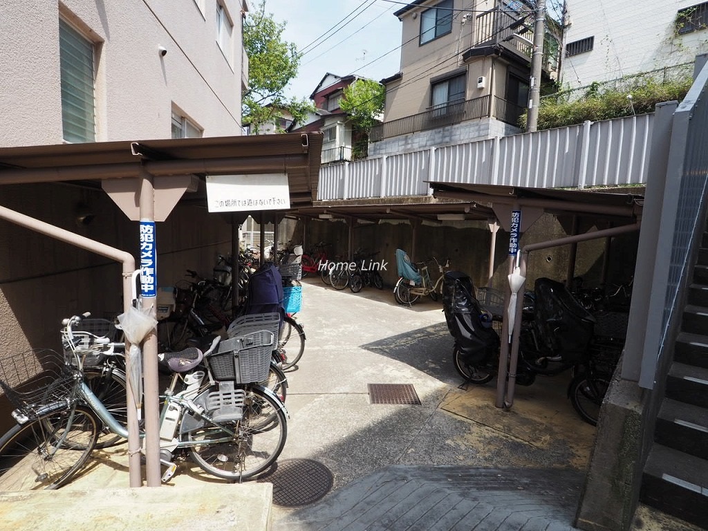 コスモ中台　駐輪場