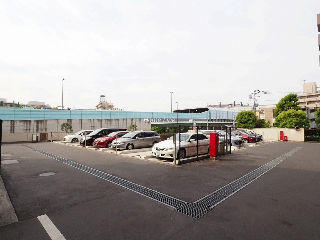 コスモ板橋志村プリオール　駐車場