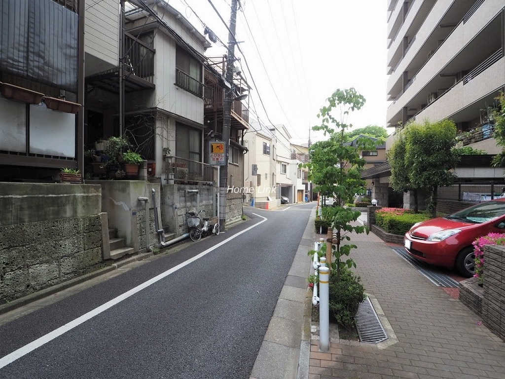 コスモ板橋志村プリオール　前面道路