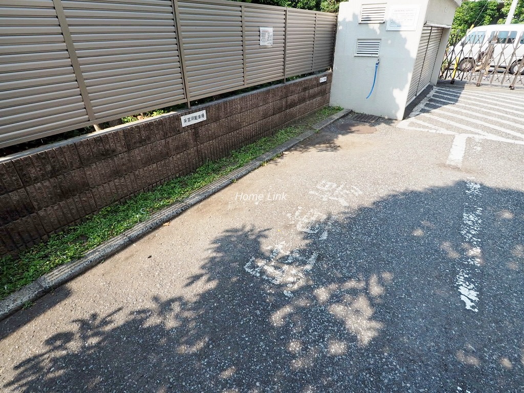 コープ野村志村三丁目　来客用駐車場