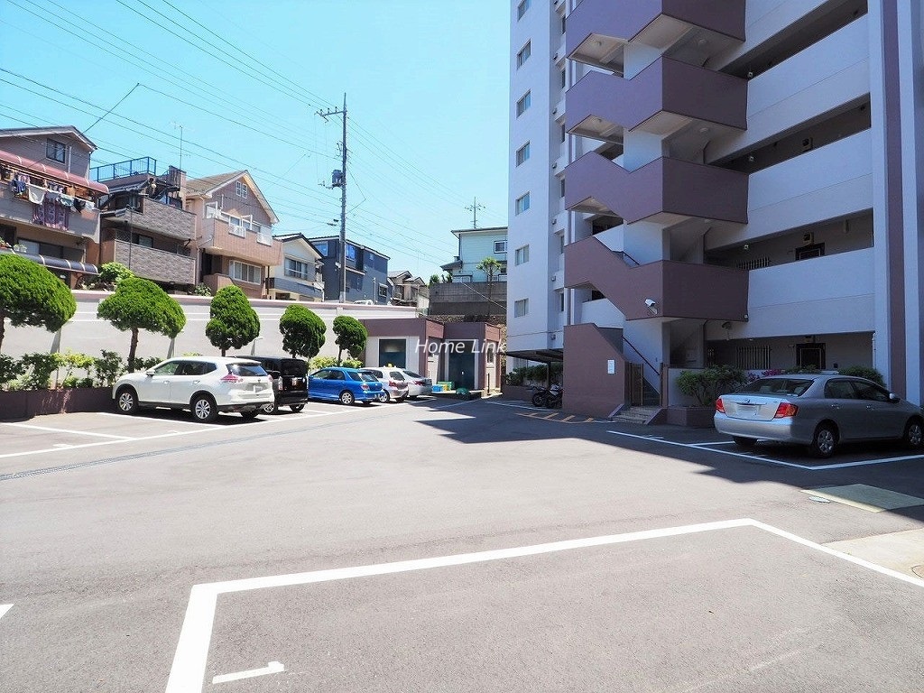 サンハイム徳丸　駐車場