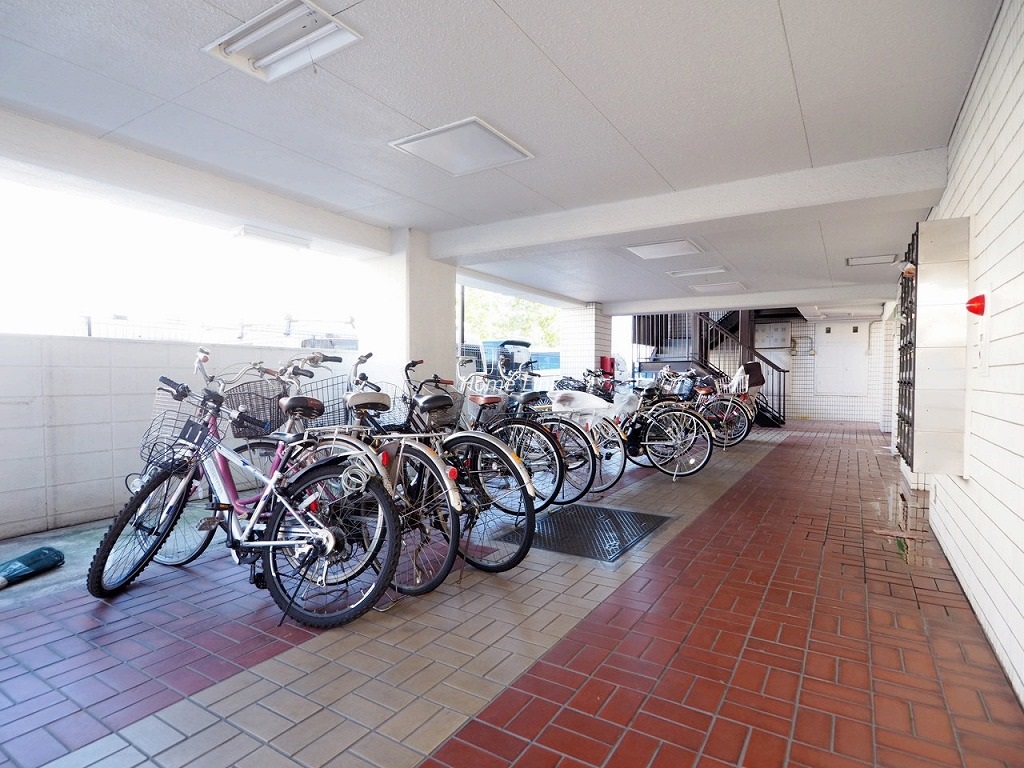 サンライズ板橋本町　駐輪場