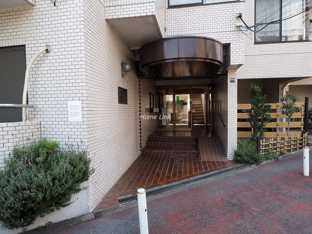ゾンネンハイム常盤台　エントランス