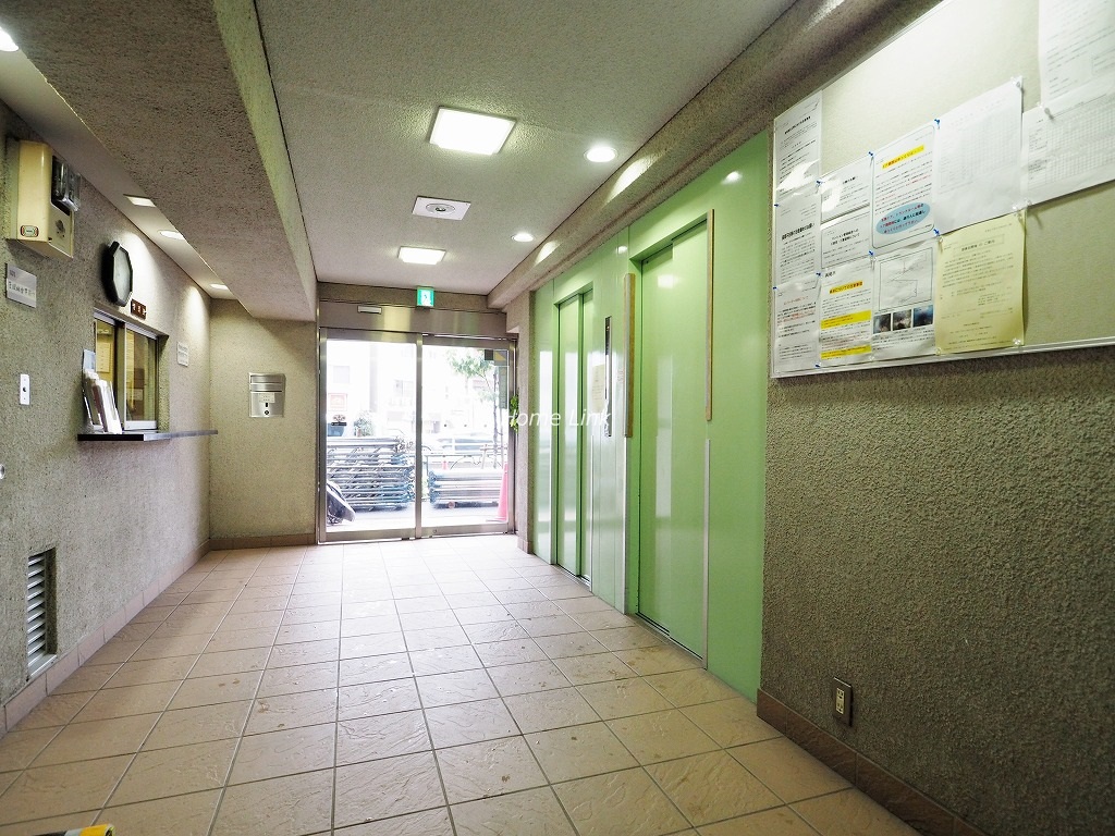 タカシマ志村マンション　エントランス
