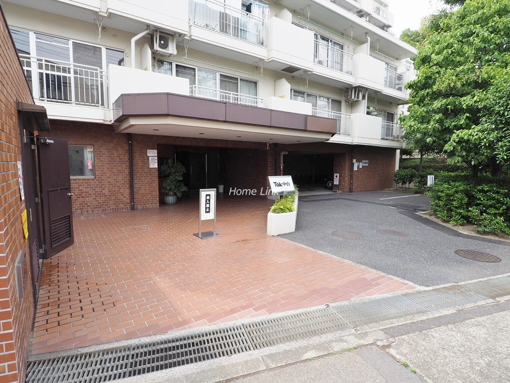 タック中台　エントランス