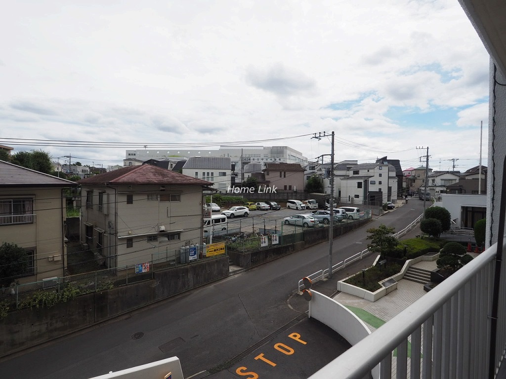 ハイネス上板橋2階 目の前が開けた開放感ある環境