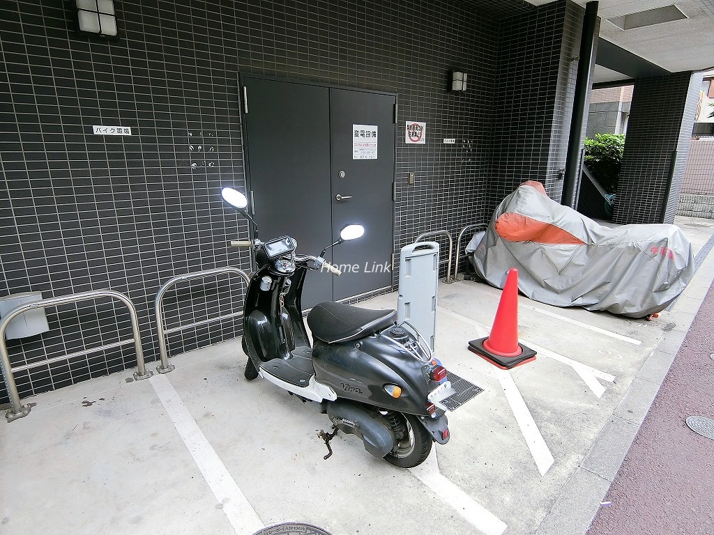 メインステージパーク大山　バイク置場