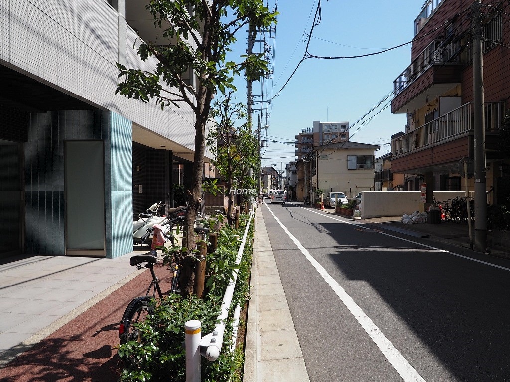 メインステージパーク大山　前面道路