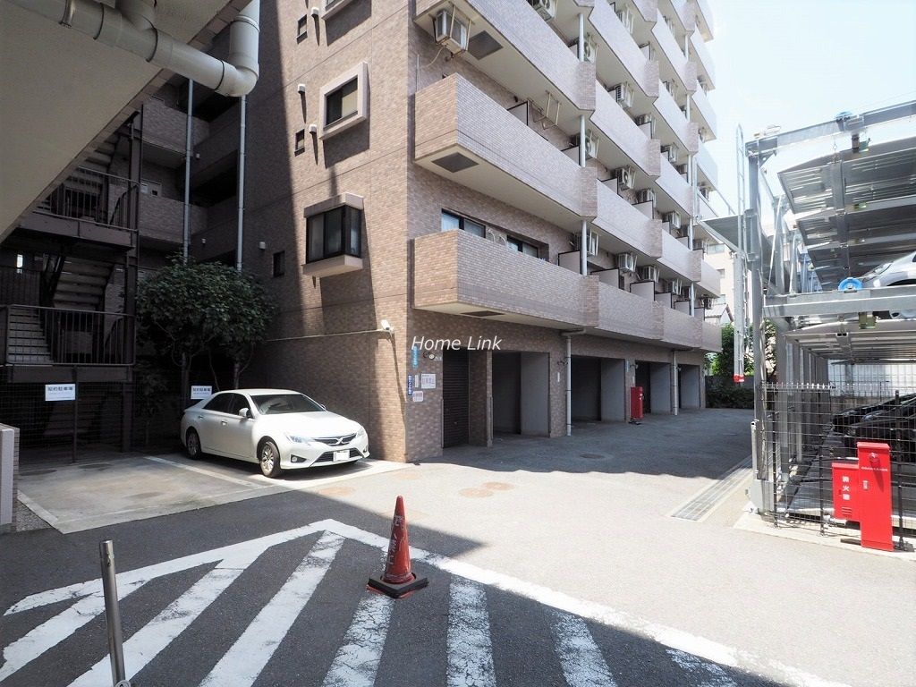 ライオンズプラザ本蓮沼　駐車場