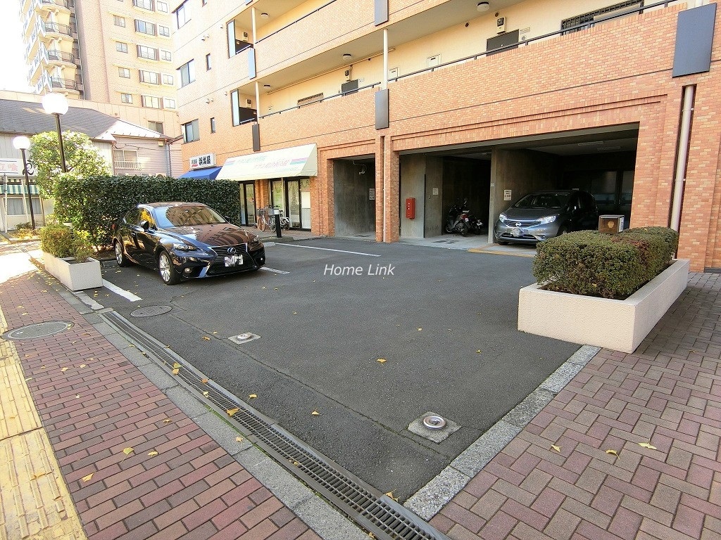 ライオンズマンション板橋大原　駐車場