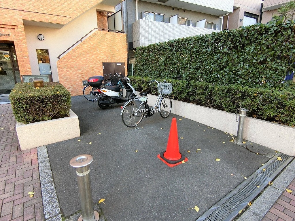 ライオンズマンション板橋大原　駐輪場