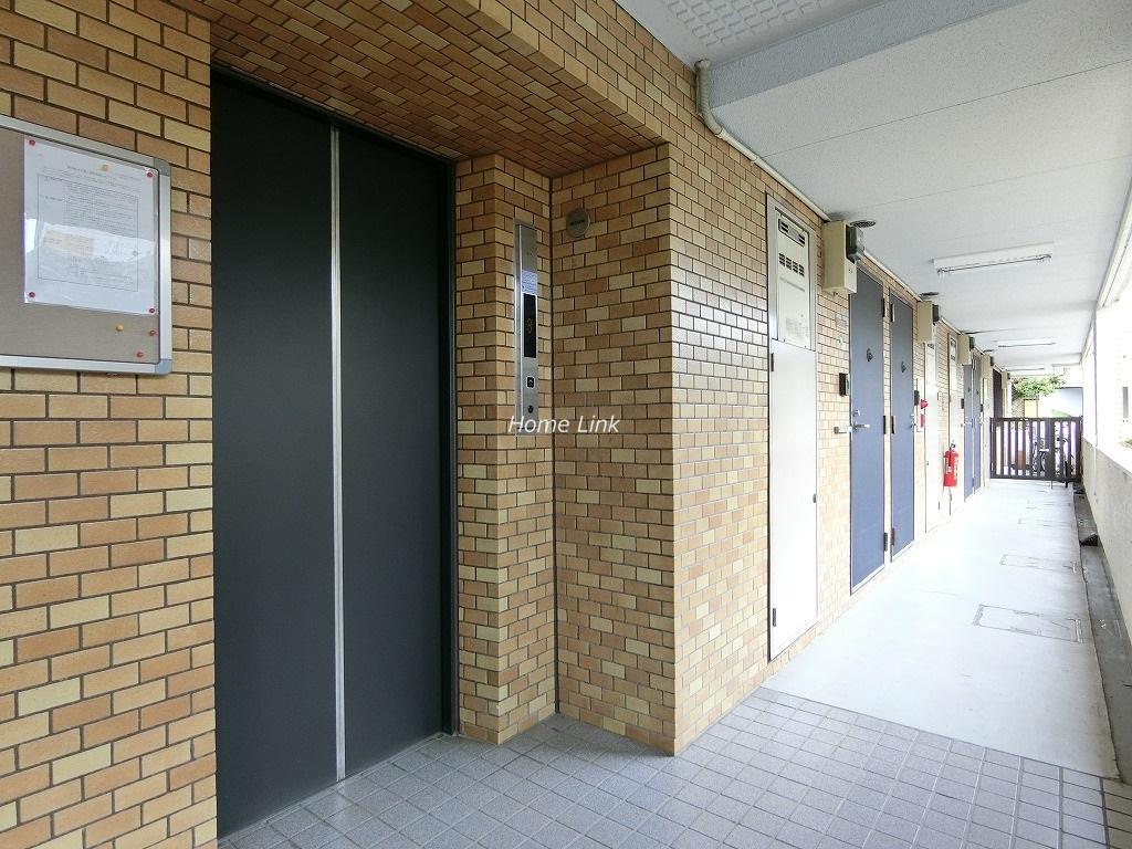 ライオンズマンション浮間舟渡　エレベーター