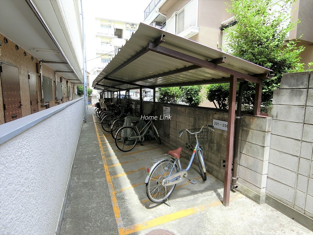 中板橋ローヤルコーポ　駐輪場