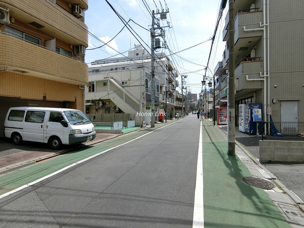 中板橋ローヤルコーポ　一方通行道路