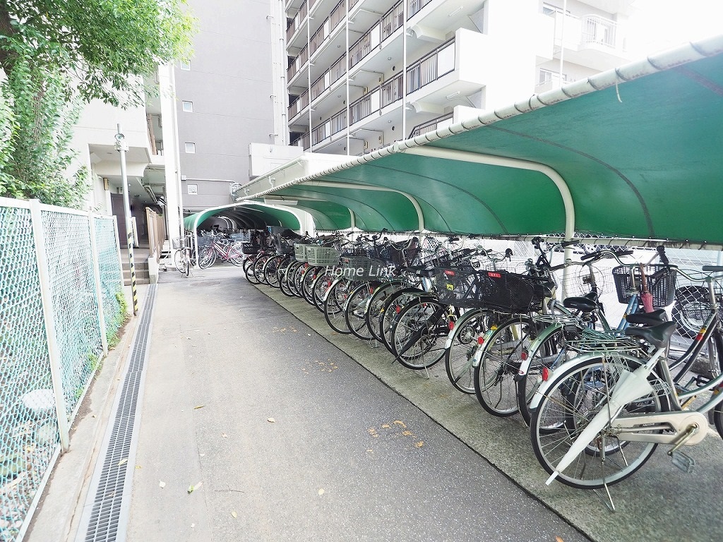蓮根ファミールハイツ1号棟　駐輪場