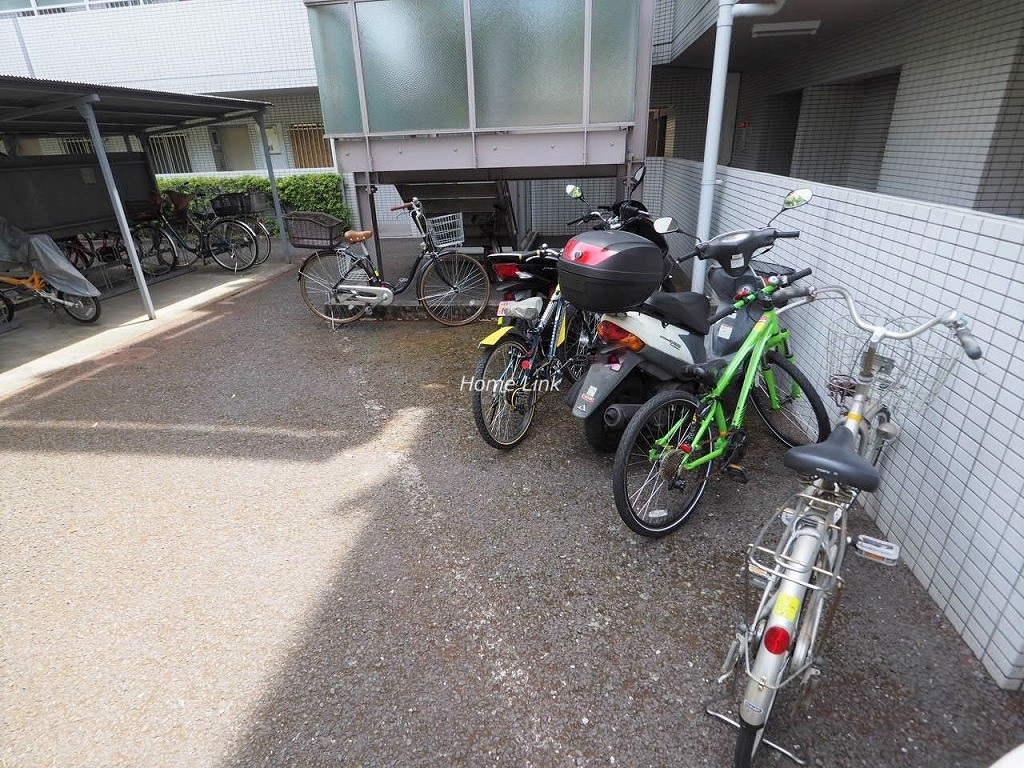 シティホームズ常盤台　駐輪場