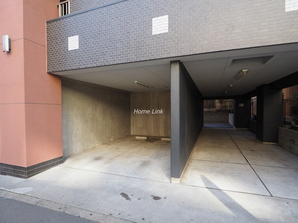 シーズスクエア板橋本町　駐車場