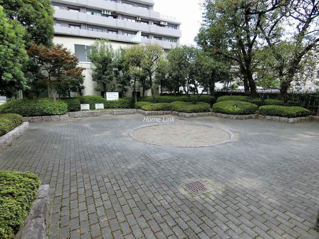 パシフィック小豆沢　マンション敷地内