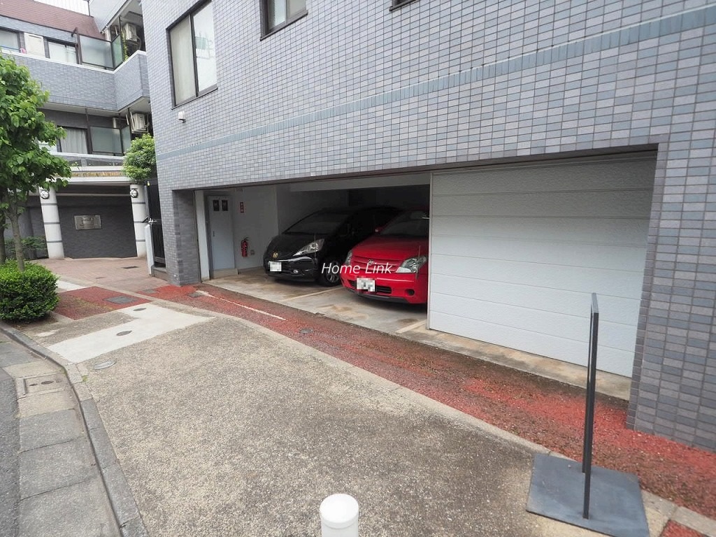 ライオンズマンション板橋赤塚　駐車場