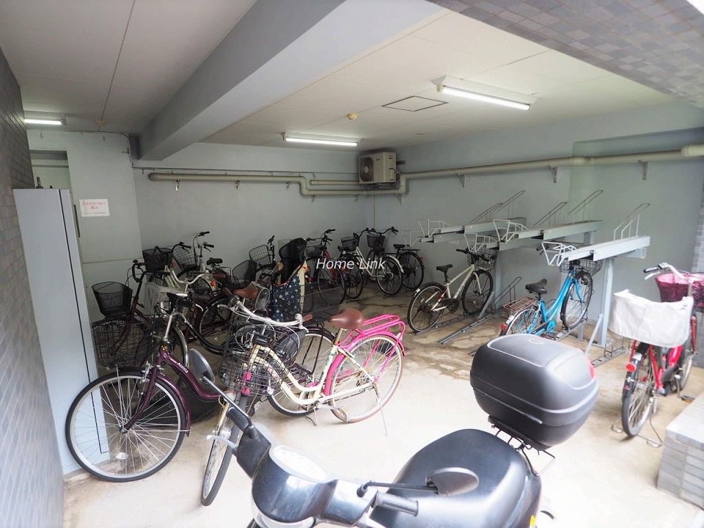 ライオンズマンション板橋赤塚　駐輪場