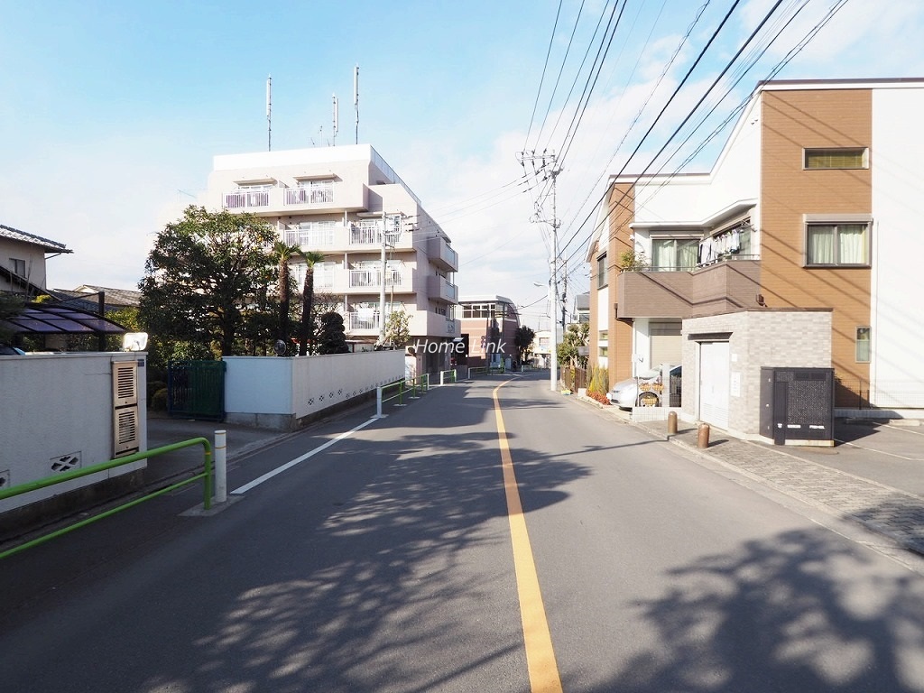 リベルジェ上板橋　前面道路